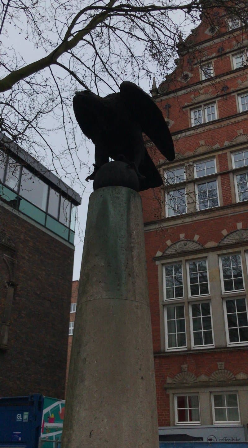 Skulptur "Adler"