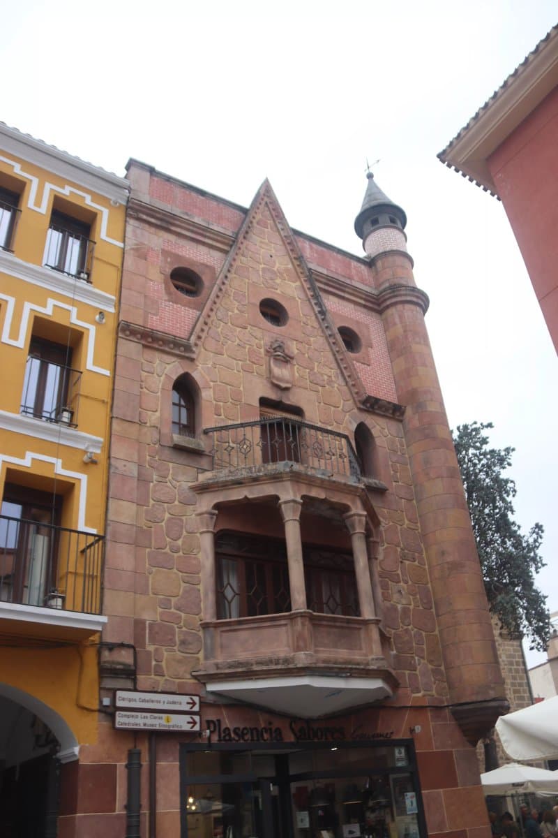 "Casa de Chocolate"
