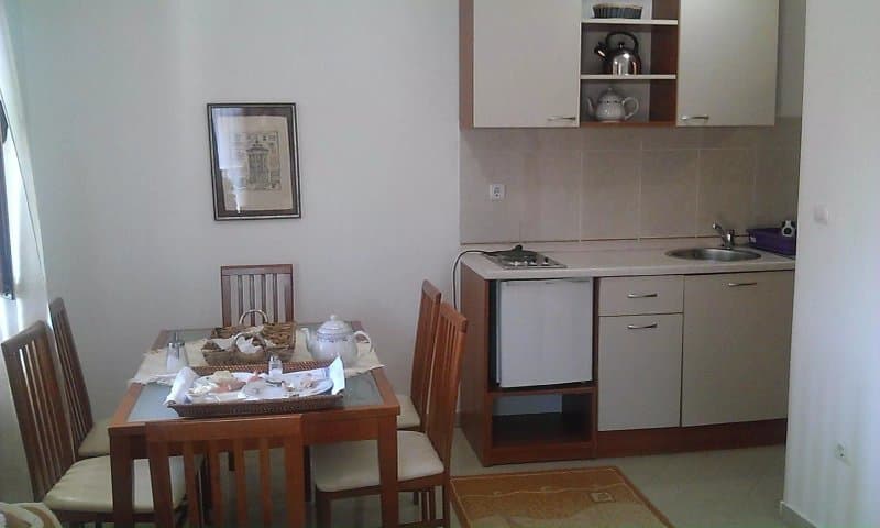 Captain's Apartments
