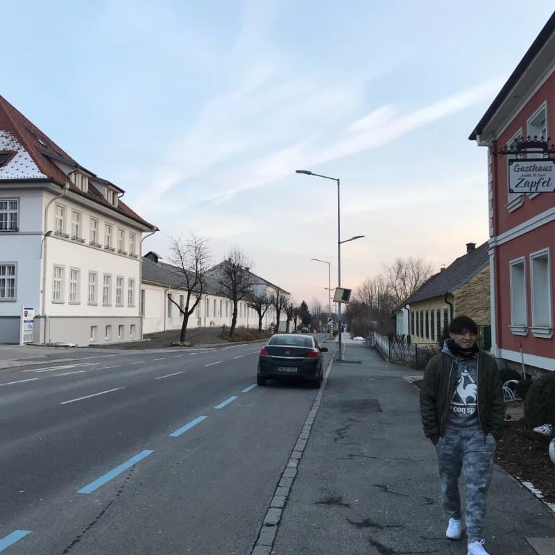 Step Gastehauser