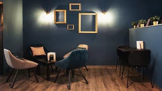 Nest Lounge Bar