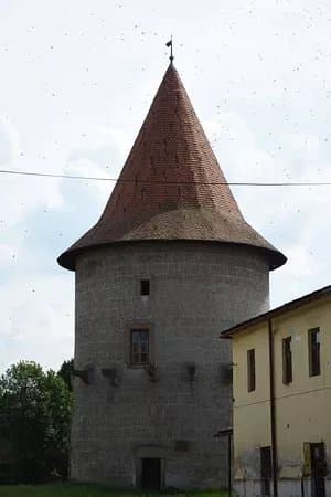 Klastorna basta