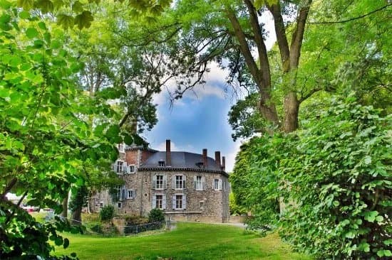Chateau de Waroux