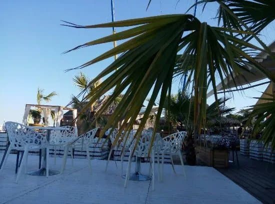 Cabana Beach Bar