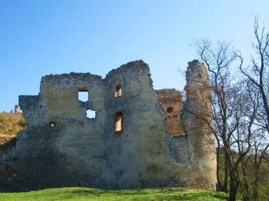 Oponice Castle