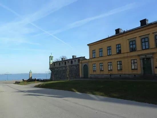 Kungsbron and Bastion Aurora