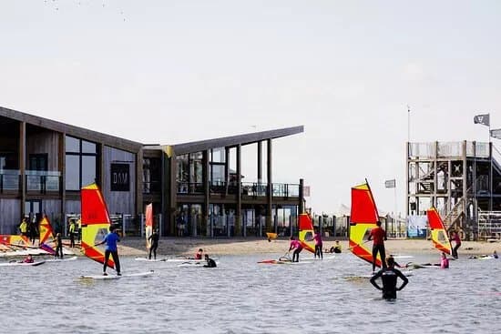 Zeil-& Surfcentrum Brouwersdam