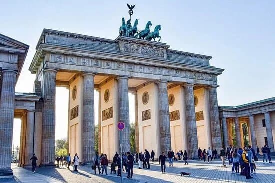 Birchy's Berlin Tours