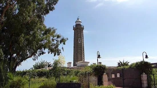 Faro de Punta Doncella
