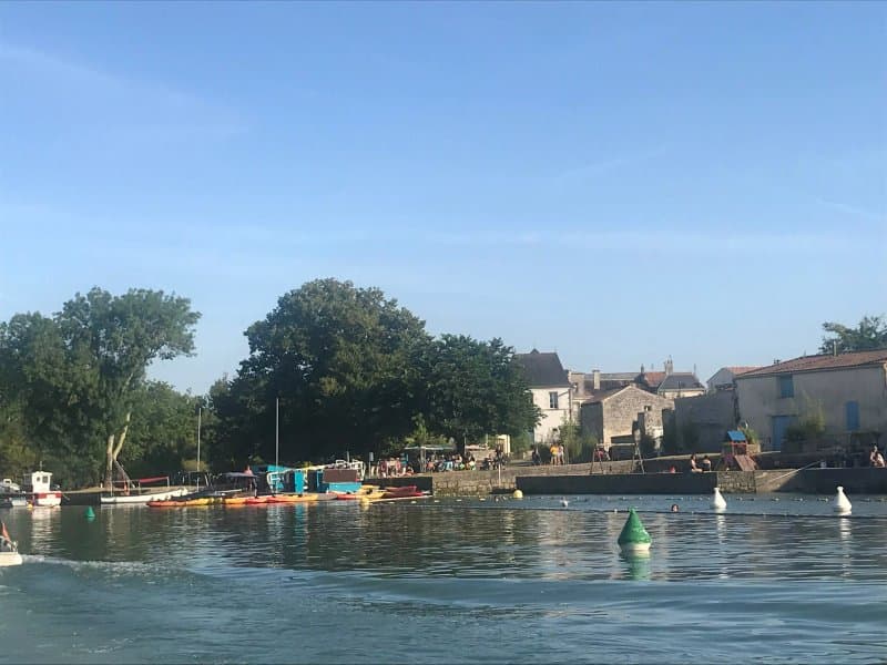 Les Canotiers