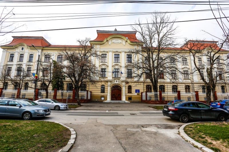 Colegiul Nakional Constantin Diaconovici Loga