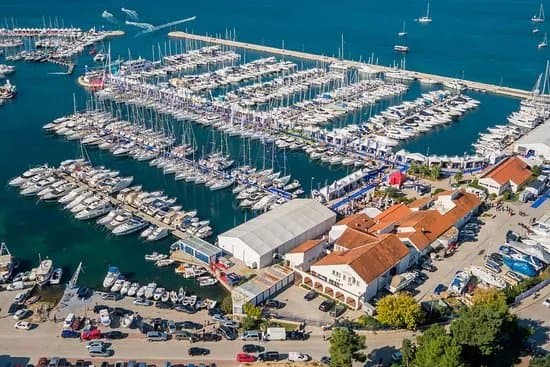 Marina Kornati