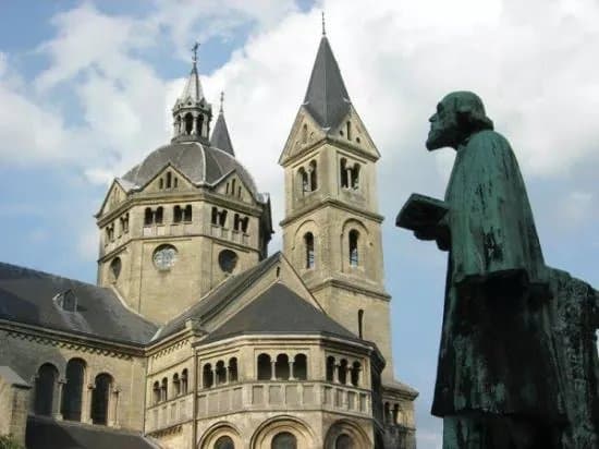 Pierre Cuypers Statue