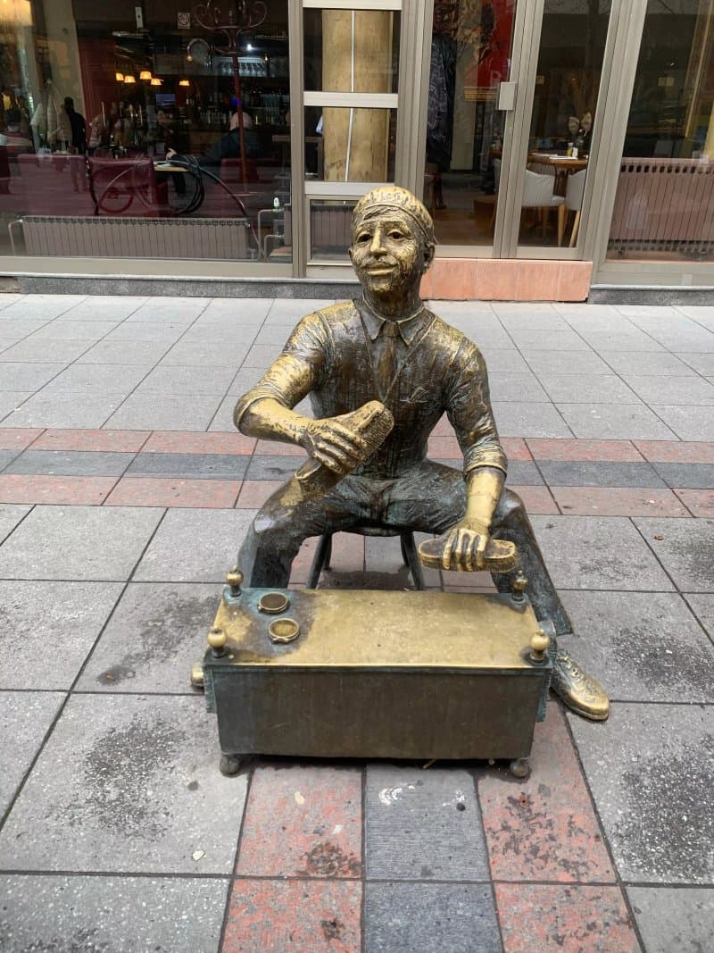Shoe Cleaner Statue