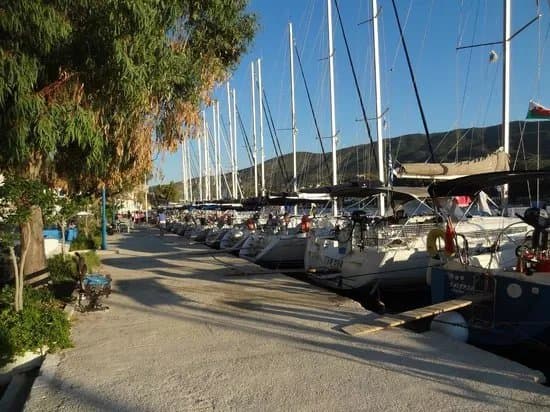 Greek Sails Yacht Charters