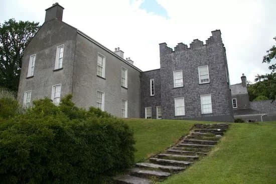 Derrynane House