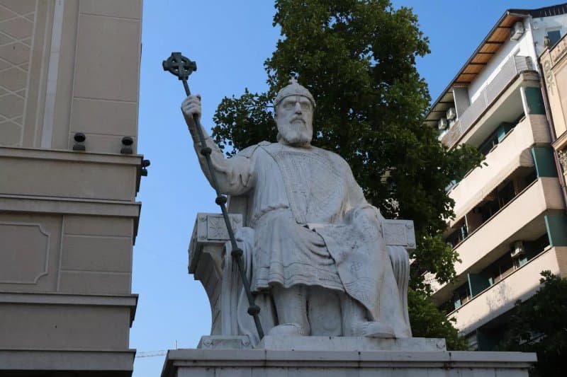 Monument Tsar Samoil