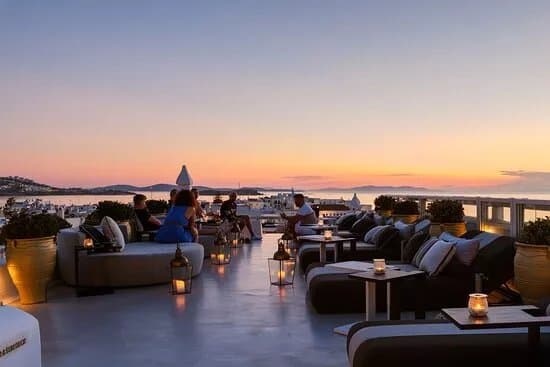 54 Cocktail Lounge & Skybar