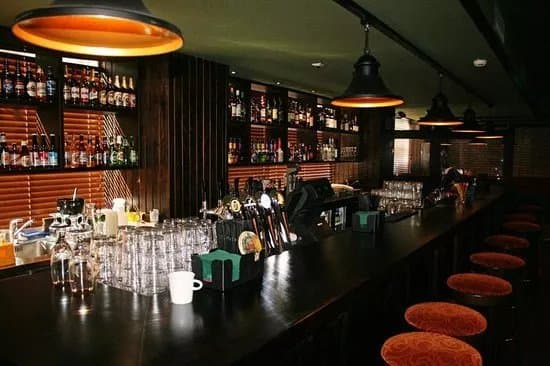 O'Malley's Irish Pub