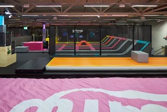 Yoump trampolinpark