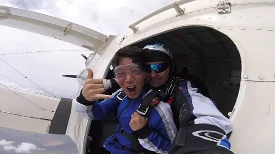 Skydive Kantor