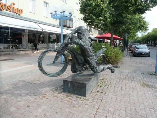 Ove Fundin-staty