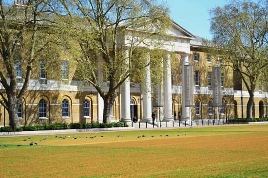 Saatchi Gallery