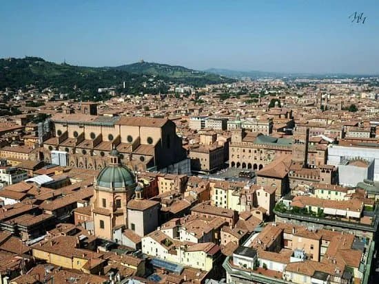 Le Due Torri Torre degli Asinell