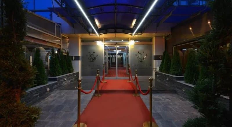 Elite Plaza Hotel