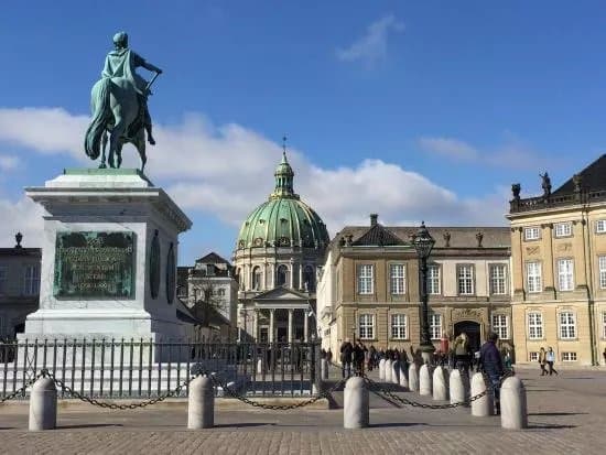 Rytterstatue af Frederik V