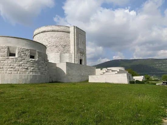 Sacrario Militare di Oslavia