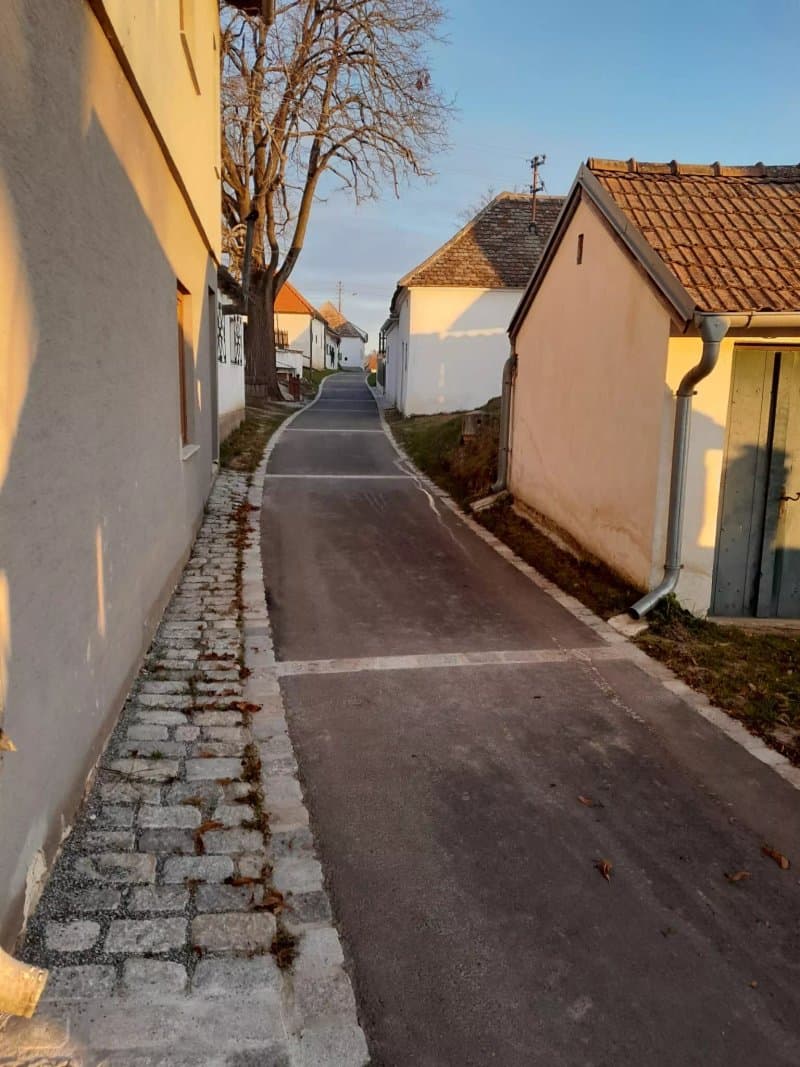 Kellergasse Grosskadolz