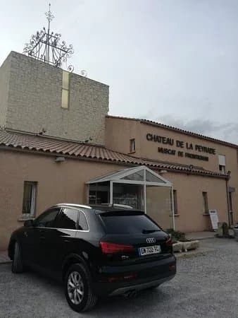 Chateau De La Peyrade (cave A Vins)