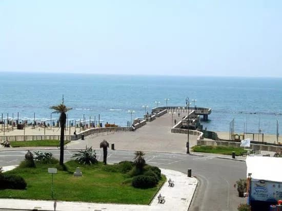 Pontile di Ostia