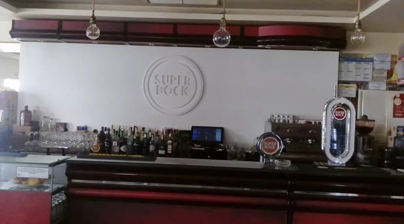 Bars & nightlife