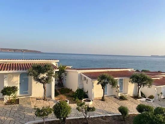 Lassion Golden Bay