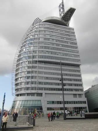 Viewing Platform SAIL City
