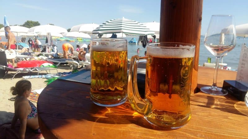 Barracuda Beach Bar