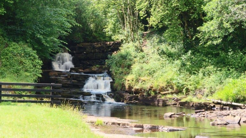 Poll an Easa Waterfall