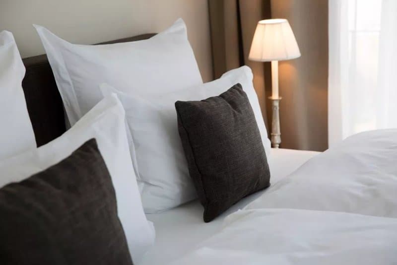 Logis First Class Business Suites