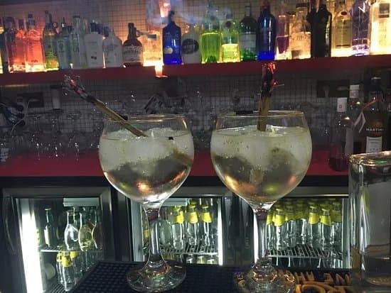 GIN&T BAR,RONDA