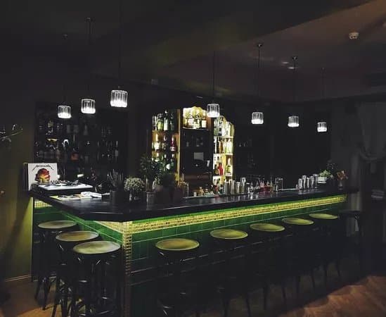 Nomads Cocktail Bar