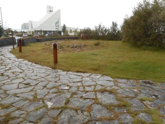 Hofsstadir Historic Park