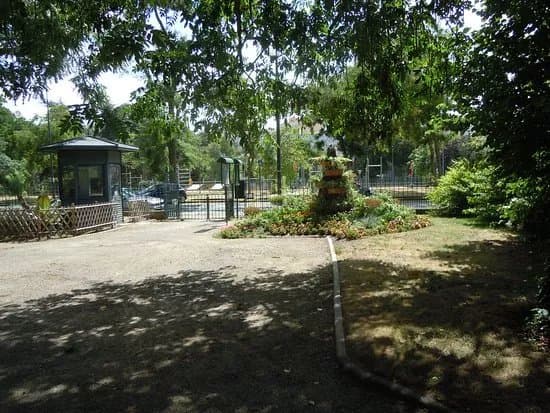 Square du docteur Calmette