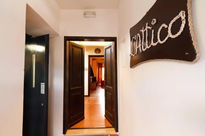 Room & Breakfast L'Attico
