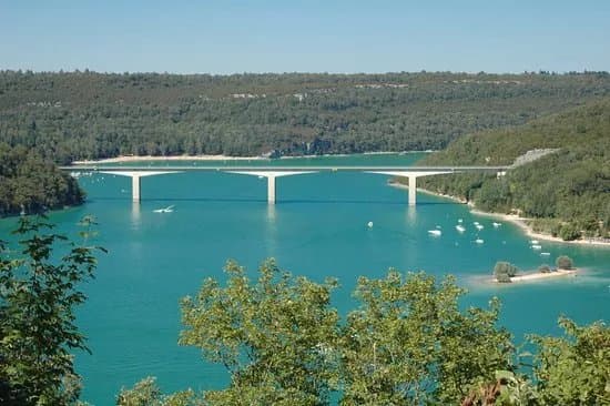 Lac De Vouglans