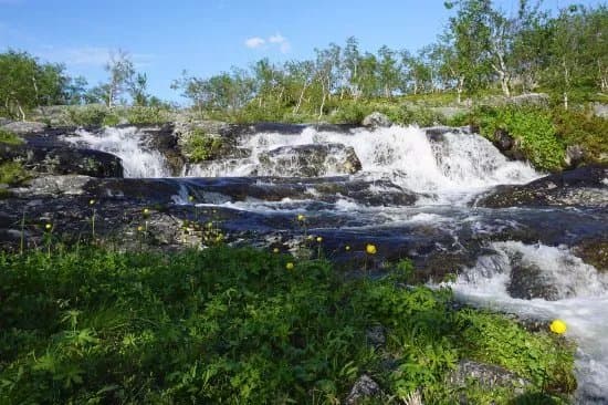 Tsahkal Falls