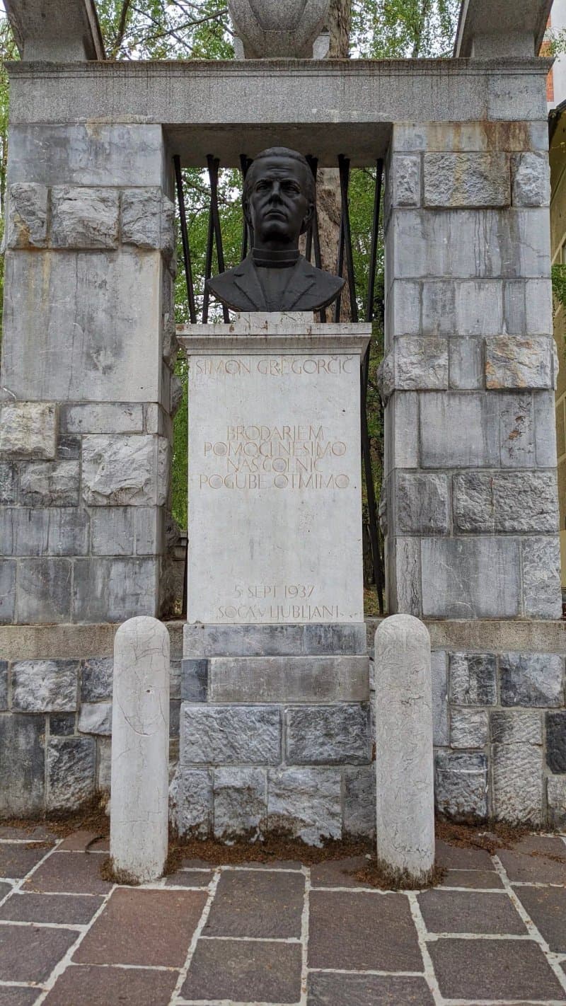 Monument to Simon Gregorcic
