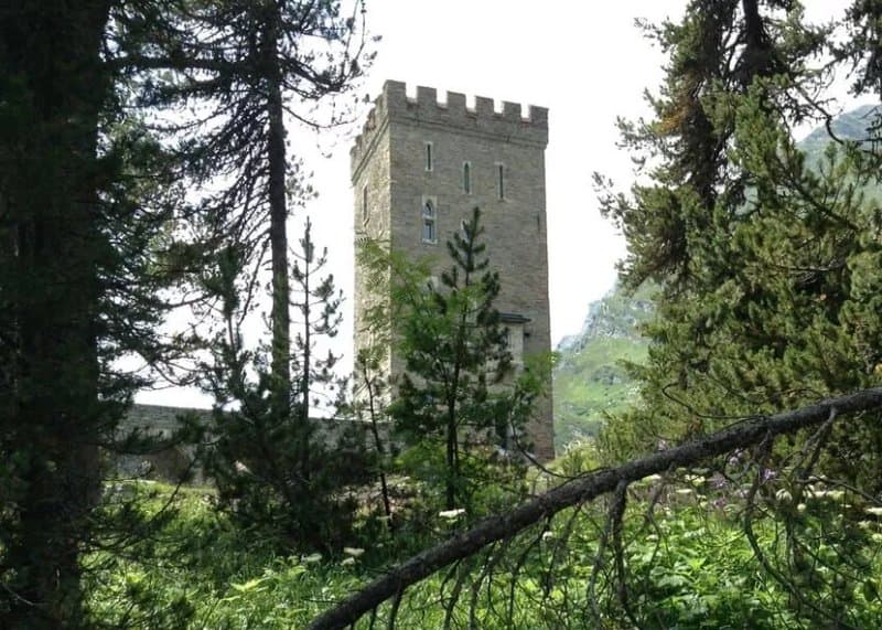 Turm Belvedere (Maloja Tower)