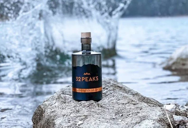Gin Experience with 32PEAKS